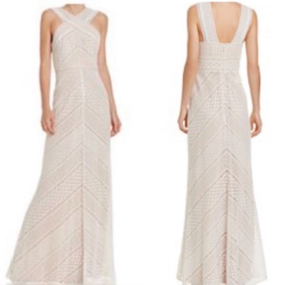 NWT BCBGMAXAZRIA
Off White Criss Cross Front Lace Pointelle Gown Formal Dress, 0